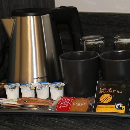 Blue Sapphire Hotel Ilford Ngoại thất bức ảnh