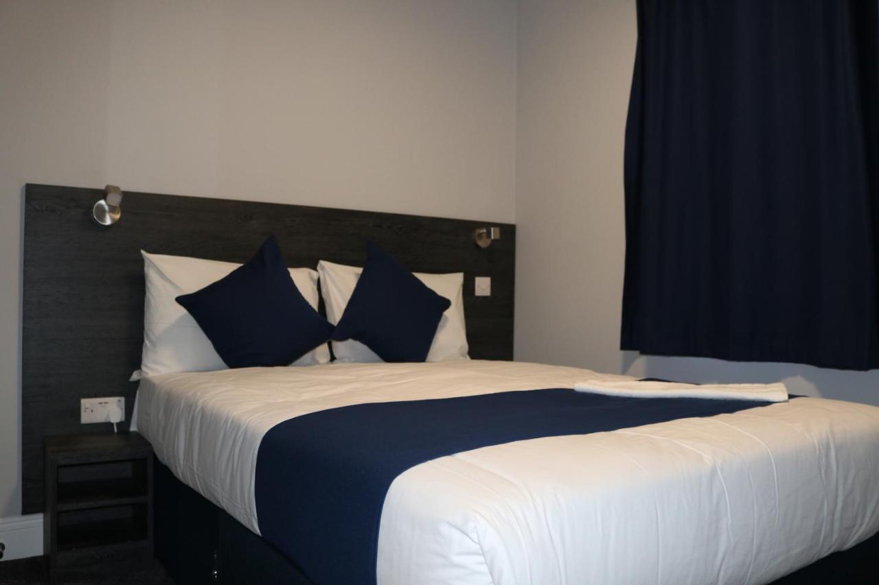 Blue Sapphire Hotel Ilford Ngoại thất bức ảnh