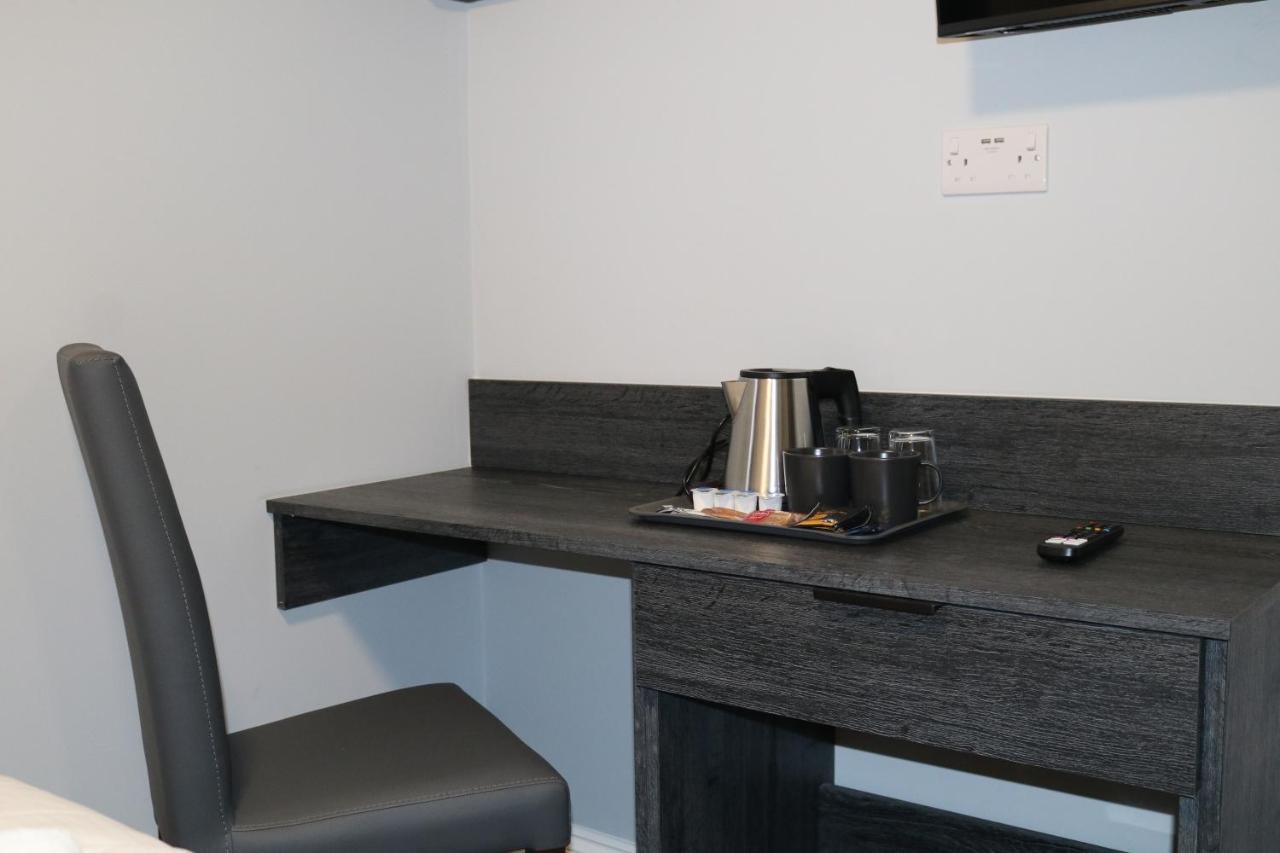 Blue Sapphire Hotel Ilford Ngoại thất bức ảnh
