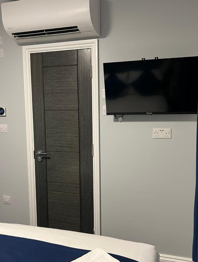 Blue Sapphire Hotel Ilford Ngoại thất bức ảnh